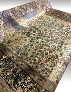 Oosters tapijt Iran Persian GHOUM SILK: 3,67 X 2,80 meter, Antiek en Kunst, Verzenden