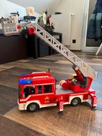 Camion pompier + 2 figurines, Comme neuf, Ensemble complet