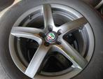 Winterbanden Alfa Romeo Stelvio, Auto-onderdelen, Banden en Velgen, Ophalen, Gebruikt, Banden en Velgen, 17 inch