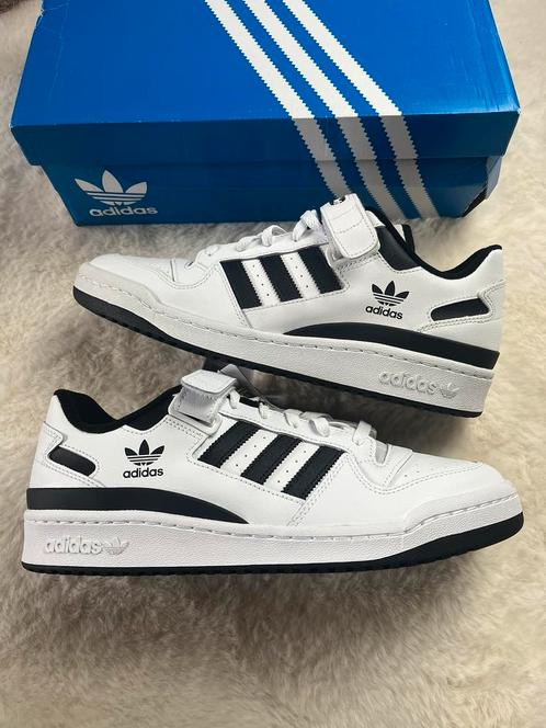 adidas Forum Low White (45 1/3), Kleding | Heren, Schoenen, Nieuw, Sneakers, Wit, Ophalen of Verzenden