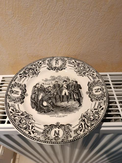 A vendre 2 assiettes boch, Antiek en Kunst, Antiek | Keramiek en Aardewerk, Ophalen