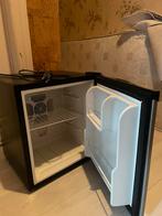 Mini frigo, Elektronische apparatuur, Ophalen, Zo goed als nieuw