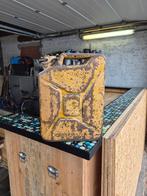 Vieux jerrycan, Enlèvement