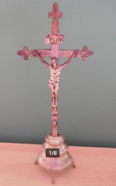 Christ sur la Croix tripode, Antiquités & Art, Antiquités | Objets religieux, Enlèvement ou Envoi