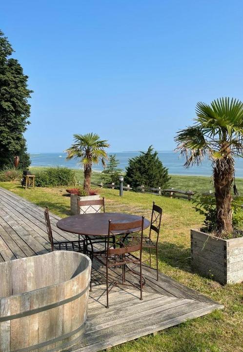 Locatie: Huis met adembenemend zeezicht met sauna, Immo, Buitenland, Frankrijk, Woonhuis, Stad