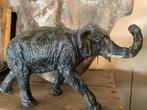 Olifant 19e eeuws !, Antiek en Kunst, Ophalen
