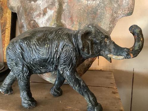 Olifant 19e eeuws !, Antiek en Kunst, Kunst | Beelden en Houtsnijwerken, Ophalen