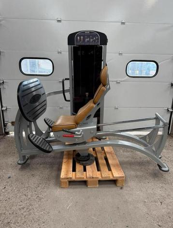Panatta Horizontal Adjustable leg press / legpress machine beschikbaar voor biedingen