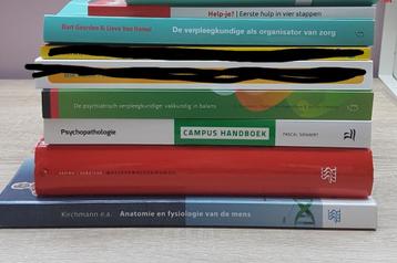 Studieboeken verpleegkunde  beschikbaar voor biedingen