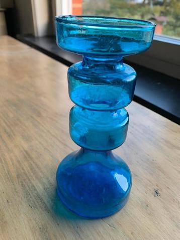 Blauw glazen kandelaar in geblazen glas, in perfecte staat