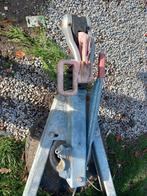 Main d attelage, Enlèvement