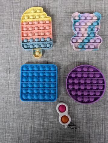 POP-IT: verschillende vormen, Enlèvement ou Envoi, Utilisé, Garçon ou Fille