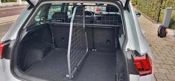 VW Tiguan Hondenrek en Scheidingsrek Pakket (2016-2024)

 beschikbaar voor biedingen