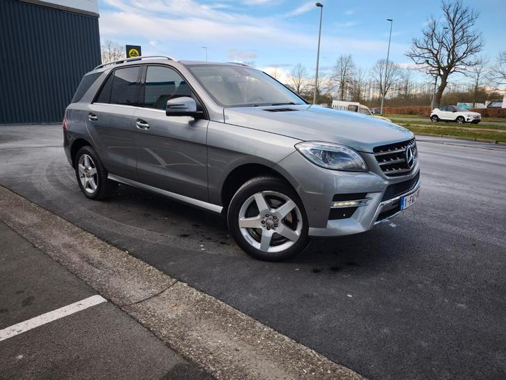 Mercedes Benz ML 250 2012 Diesel euro 6, 2.1 motor, AMG pak, Auto's, Mercedes-Benz, Particulier, 4x4, ABS, Achteruitrijcamera