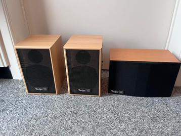 3 Teufel THX speakers: 1x M500 & 2x M300D met standaard beschikbaar voor biedingen