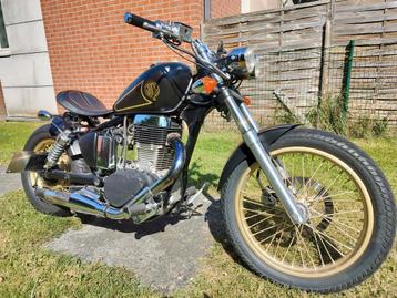 Moto boober 650    kilomètres réel 8000 beschikbaar voor biedingen