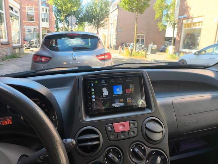CarPlay Fiat panda - nieuw! - met achteruitrijcamera!, Auto diversen, Autoradio's, Ophalen of Verzenden