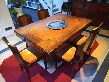 art deco eetkamer beschikbaar voor biedingen
