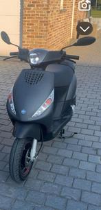 Zip 50cc 4 t injectie, Fietsen en Brommers, Ophalen, Zip