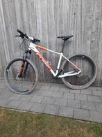 MTB Cube Attention Frame 18 Wielen 27,5, Fietsen en Brommers, Fietsen | Mountainbikes en ATB, Ophalen