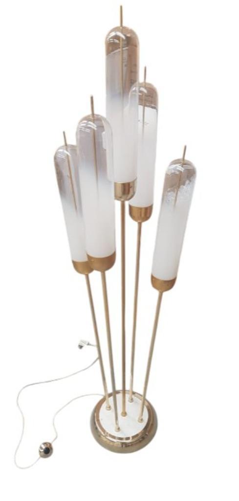 Mid-Century moderne messing Muranoglas rieten vloerlamp van, Huis en Inrichting, Lampen | Vloerlampen, Glas, Ophalen of Verzenden