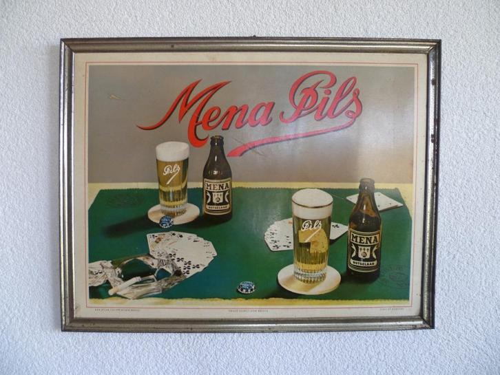KARTONNEN RECLAME BORD"MENA PILS"+TAXZEGEL UIT 1981, Verzamelen, Merken en Reclamevoorwerpen, Gebruikt, Reclamebord, Ophalen of Verzenden
