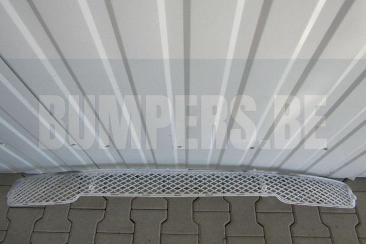 Grill Rolls Royce Wraith RR5 13-15 51117301348 grille voorbu, Autos : Pièces & Accessoires, Autres pièces automobiles, Utilisé