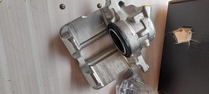 Remklauwen vw Audi OE 443615124 en 443615123 Links + rechts, Auto-onderdelen, Remmen en Aandrijving, Audi, Seat, Skoda, Nieuw