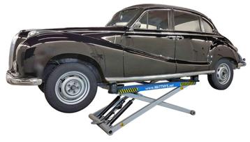 TABLE ELEVATRICE VOITURE beschikbaar voor biedingen