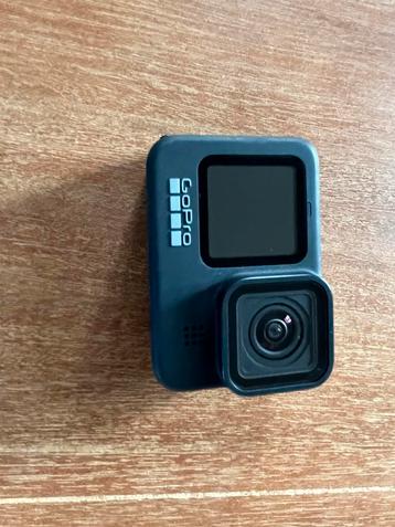 Go Pro Hero 9 à peine utilisé 