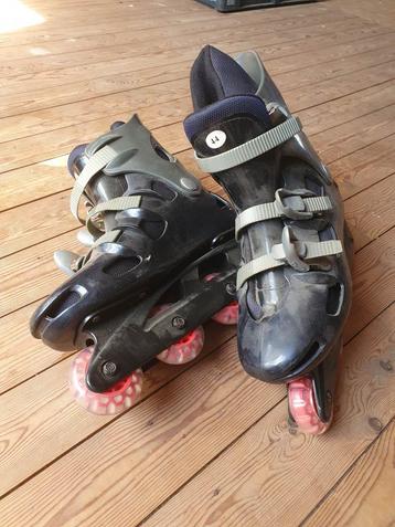 Inline skates maat 44, Sport en Fitness, Skeelers, Heren, Zo goed als nieuw, Inline skates 4 wielen, Ophalen