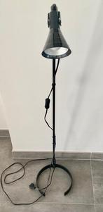 Bureau op wieltjes+gratis staande bureaulamp, Huis en Inrichting, Ophalen, Met wielen, Zo goed als nieuw, Bureau