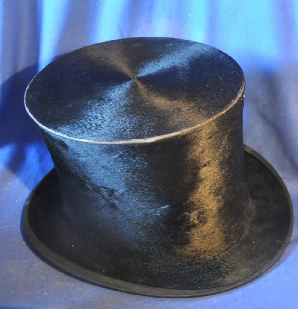 chapeau haut de forme poil de taupe taille 56, Antiek en Kunst, Antiek | Kleding en Textiel, Heren, Ophalen of Verzenden