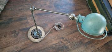 Lampe de table vintage industrielle de la marque « Jieldé », Enlèvement ou Envoi