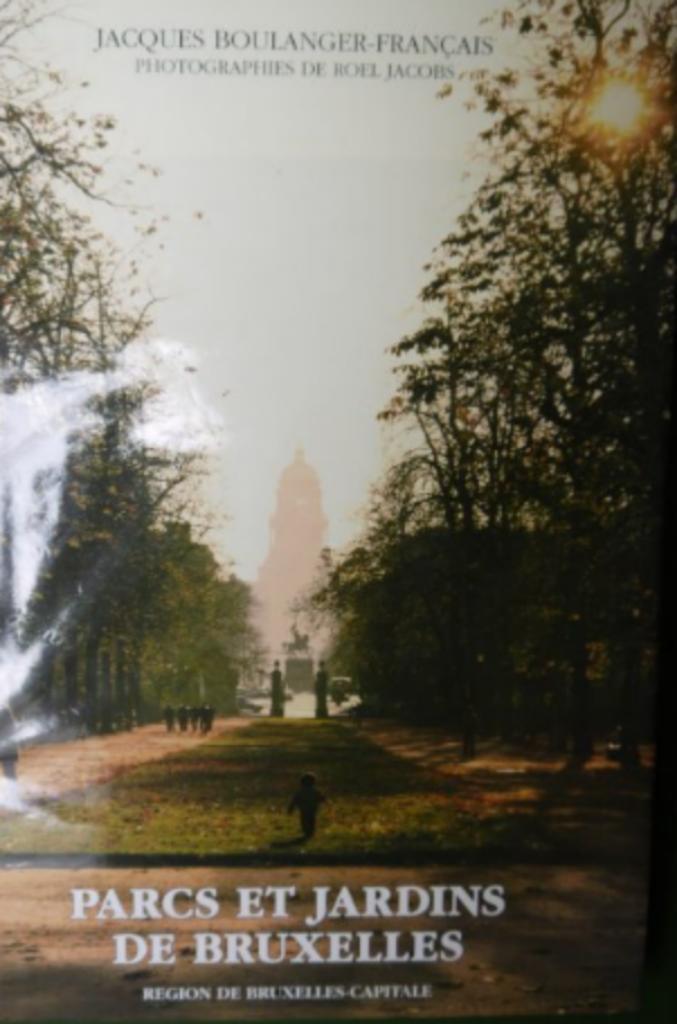 Parcs et jardins de Bruxelles, Boeken, Natuur, Wandel- of Recreatiegebieden, Ophalen of Verzenden