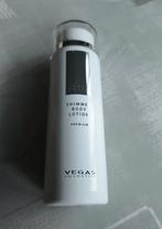 Premium Shimmer Bodylotion met de geur Vegas White (200ml), Handtassen en Accessoires, Uiterlijk | Lichaamsverzorging, Ophalen of Verzenden