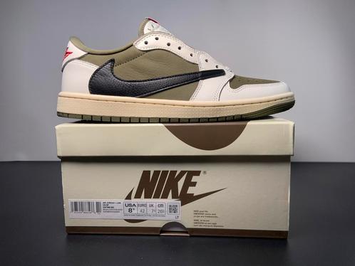 Nike air Jordan “ Travis scott “ mocha olive low high 1, Kleding | Heren, Schoenen, Nieuw, Ophalen of Verzenden
