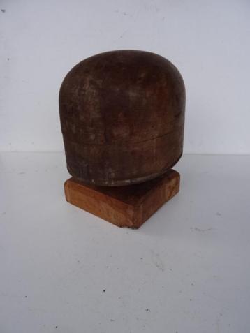 Oude houten hoedvorm