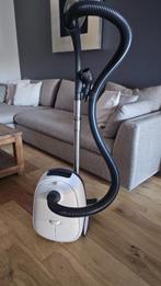 Zo goed als nieuwe AEG Stofzuiger!, Elektronische apparatuur, Stofzuiger, Zo goed als nieuw, Minder dan 1200 watt, Ophalen