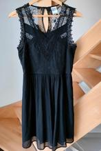 Prachtig kleedje Vero Moda is gelabeld met maat Smal maar ka, Kleding | Dames, Jurken, Vero Moda, Zwart, Ophalen of Verzenden