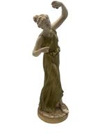 Vrouw speelt castagnetten — Royal Worcester Porcelain, Ophalen of Verzenden