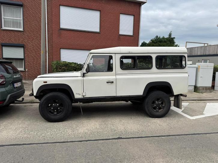 Defender 110 TD5 lichte vracht, Auto's, Land Rover, Particulier, 4x4, Achteruitrijcamera, Alarm, Android Auto, Apple Carplay, Bluetooth