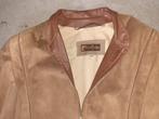 Veste en Dain Pierre Cardin T 56, Ophalen, Gedragen, Pierre cardin