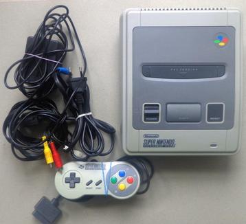 Super Nintendo + aansluitkabels + originele controller  beschikbaar voor biedingen