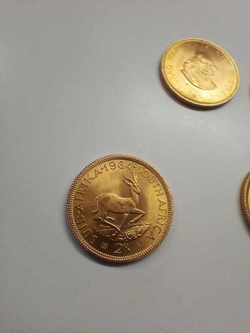Gouden 2 Rand muntstukken.