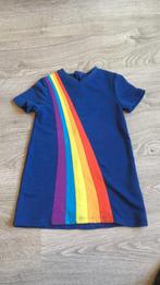 K3 regenboogkleedje 116, Enfants & Bébés, Vêtements enfant | Taille 116, Robe ou Jupe, Enlèvement ou Envoi, K3, Comme neuf