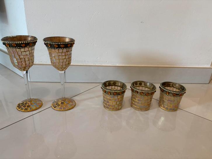 Set van 9 mozaïekglazen - 6 groot + 3 klein - goud, Antiek en Kunst, Antiek | Bestek, Ophalen