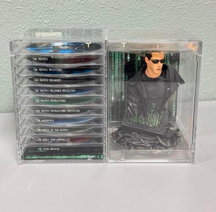 The Ultimate Matrix Collection - Coffret photo 10 DVD et DVD, CD & DVD, DVD | Science-Fiction & Fantasy, Comme neuf, Coffret, À partir de 16 ans