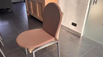 Kussens terrasstoelen beschikbaar voor biedingen