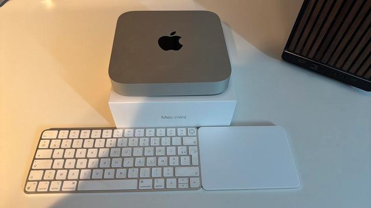 Apple Mac mini M2 256gb incl draadloos keyboard en trackpad, Informatique & Logiciels, Apple Desktops, Comme neuf, Autres modèles